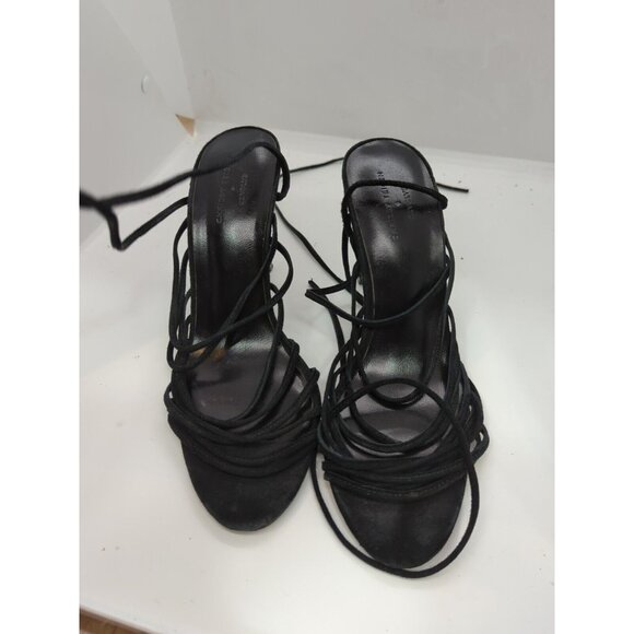 Chrissy Teigen X Revolve Women's Black Strappy Ankle Tie Around Sued Heel sz 6.5 - Picture 5 of 9